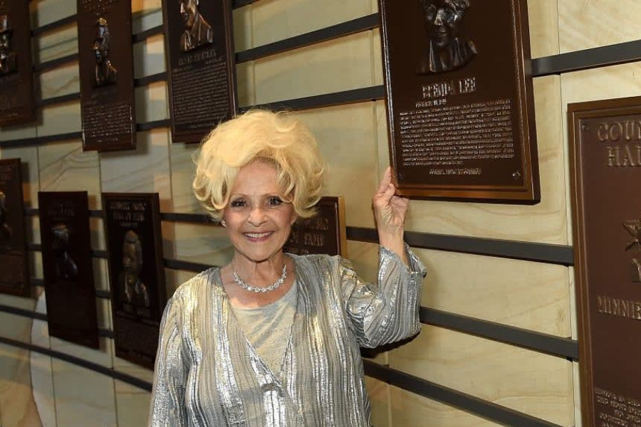 Brenda Lee Net Worth